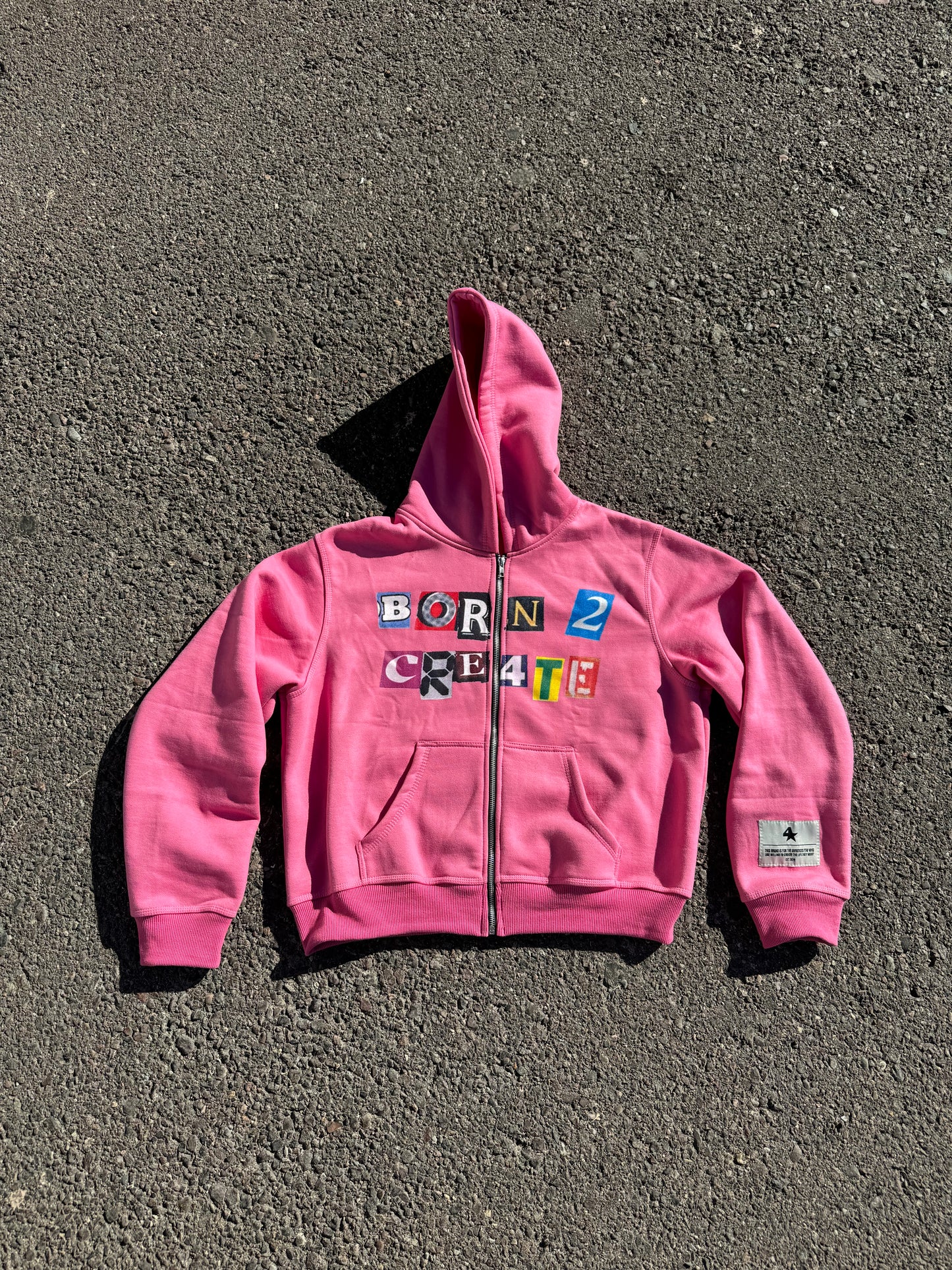 🩷 BORN2CRE4TE heavy zip up