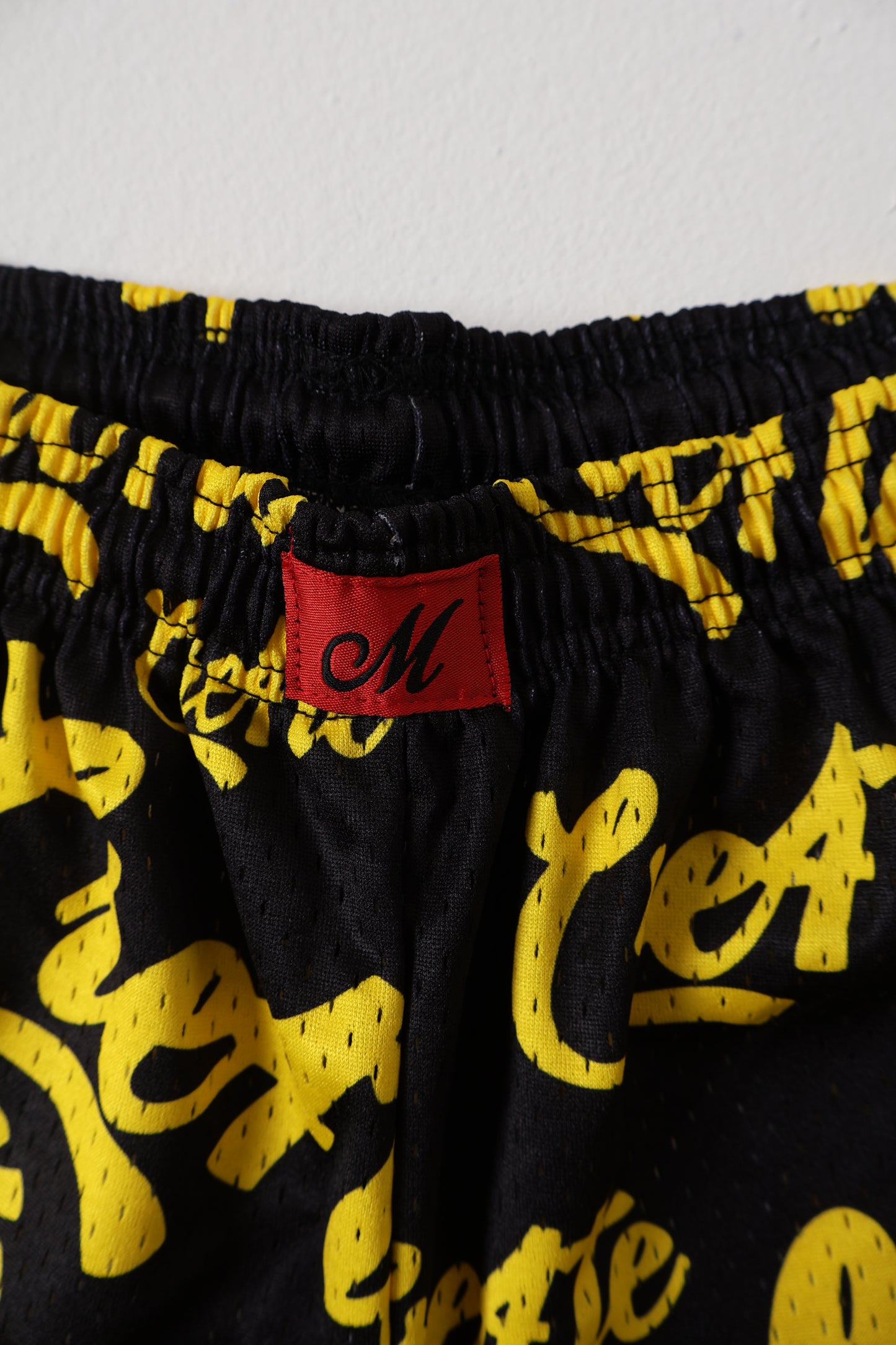Black and yellow CRE4TE mesh shorts 🖤💛