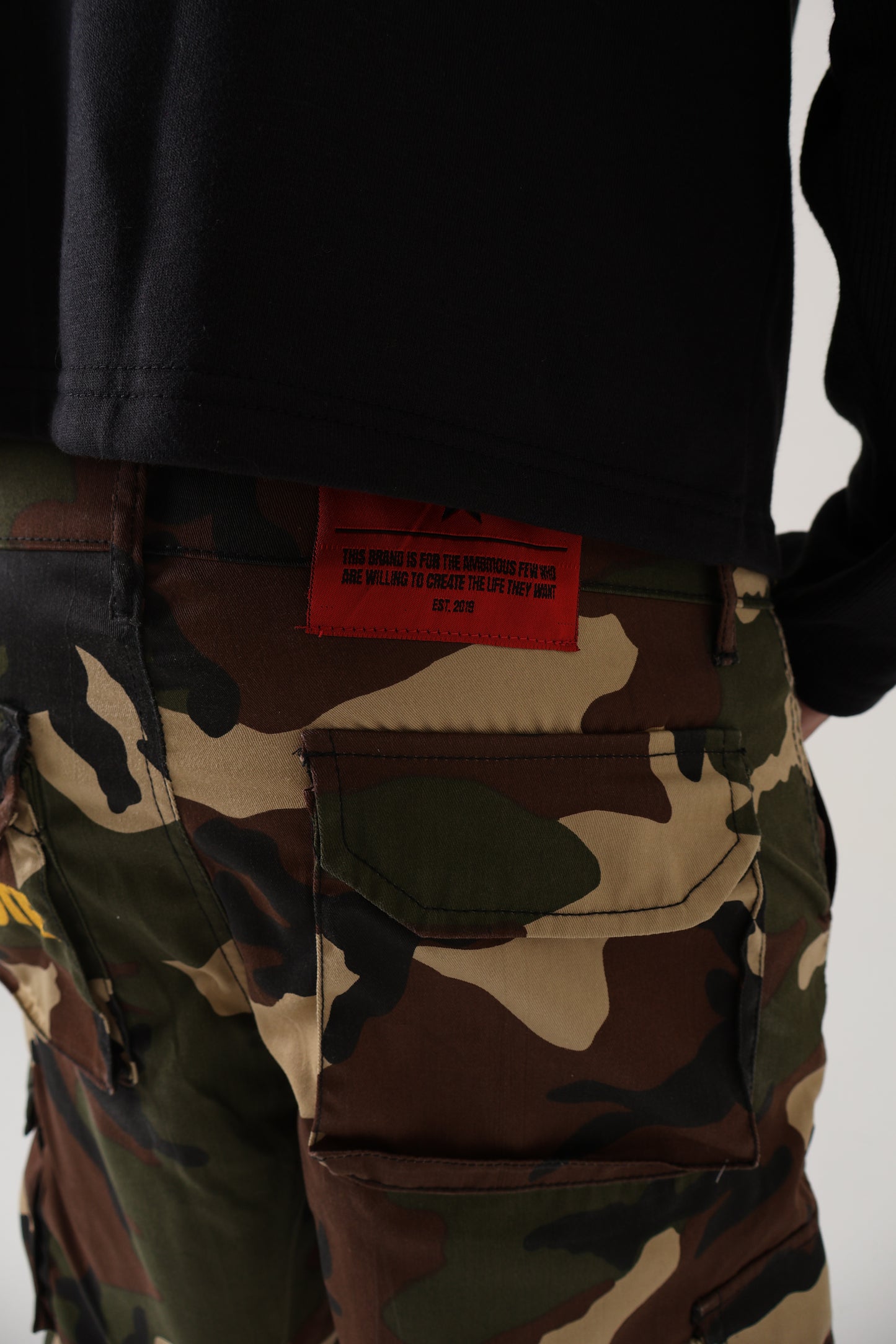 Camo CRE4TE cargos 🚦🩳