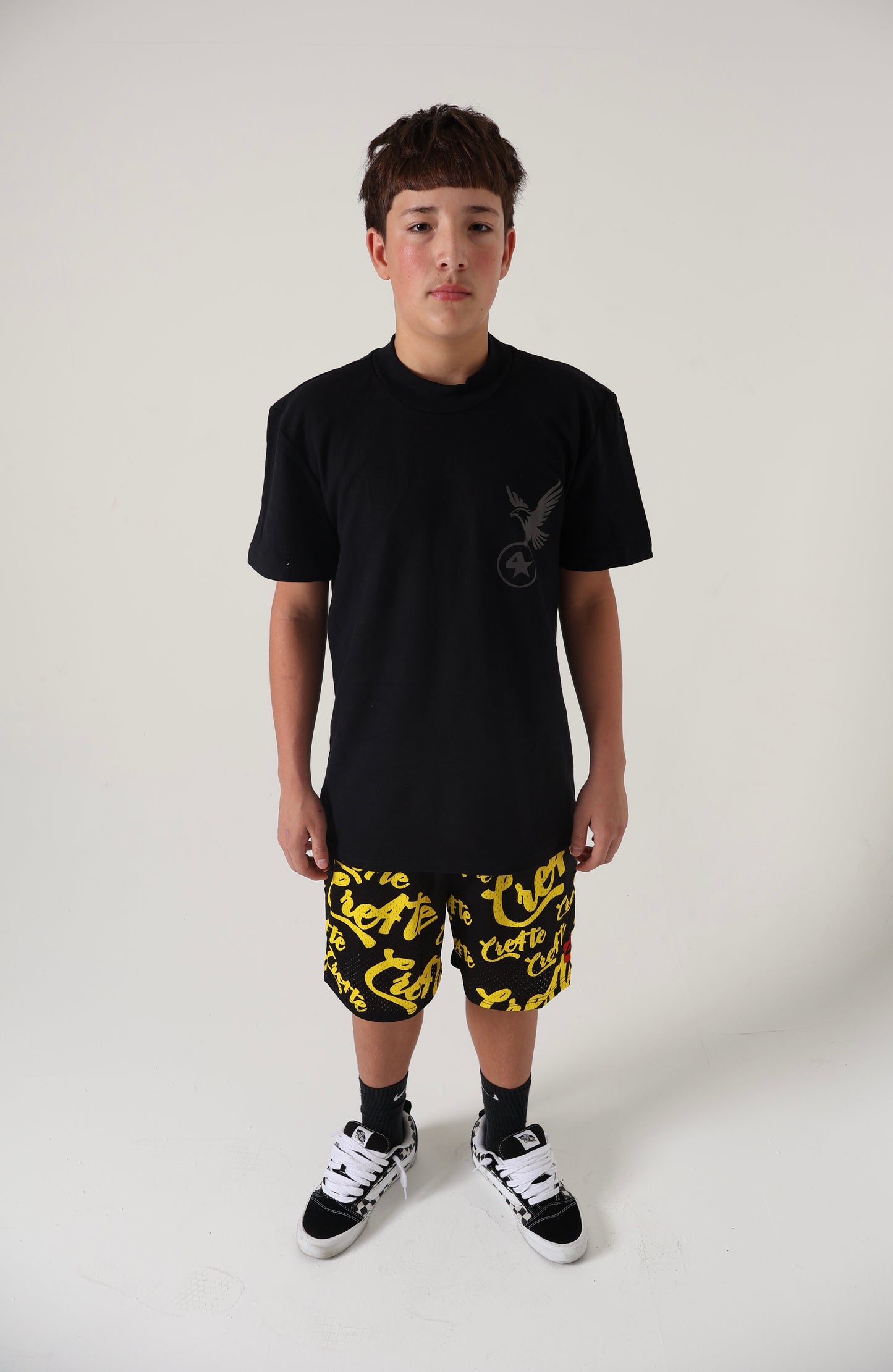 Black and yellow CRE4TE mesh shorts 🖤💛