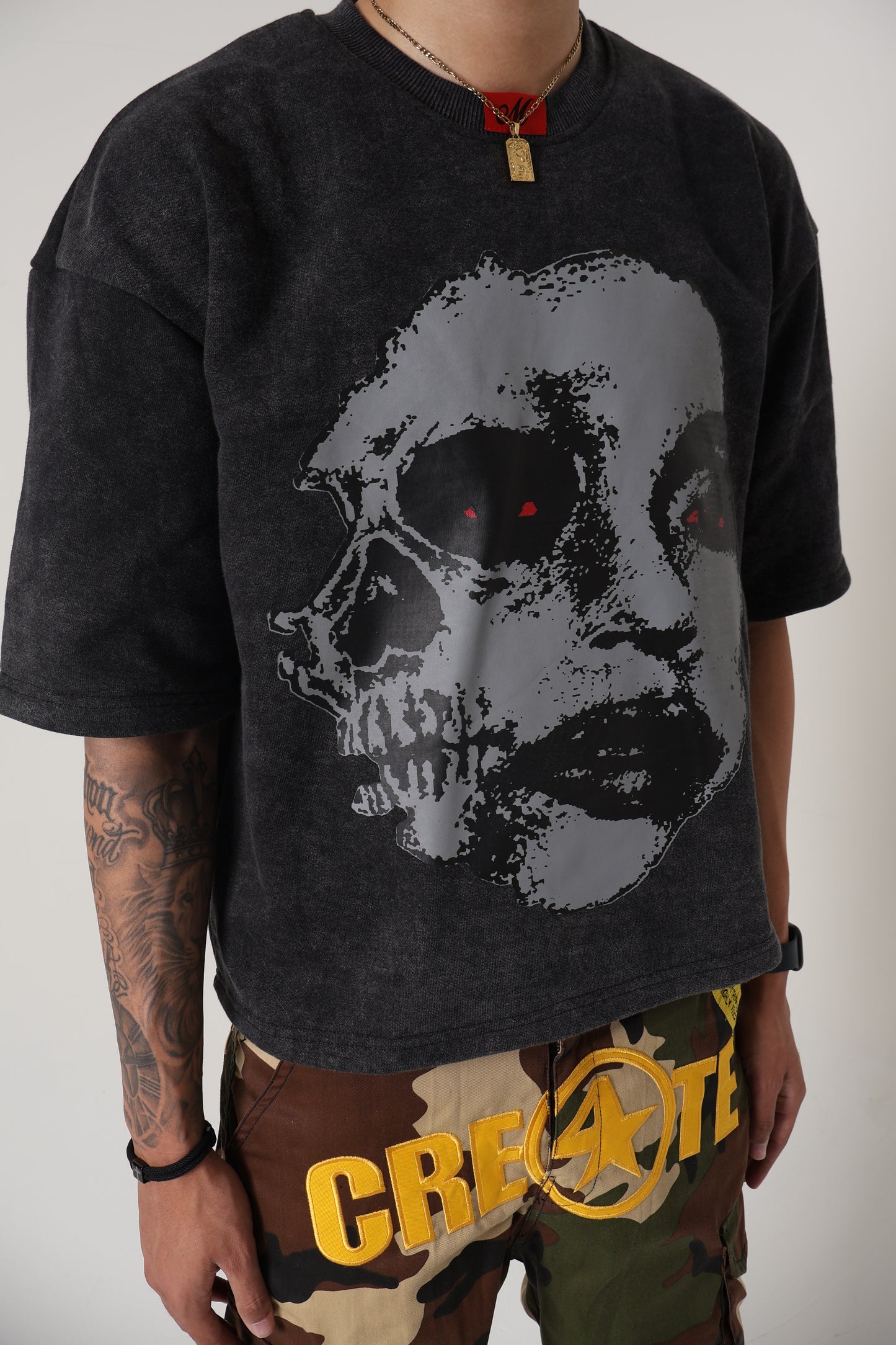 LEGACY HEAVYWEIGHT TEE ☠️👿